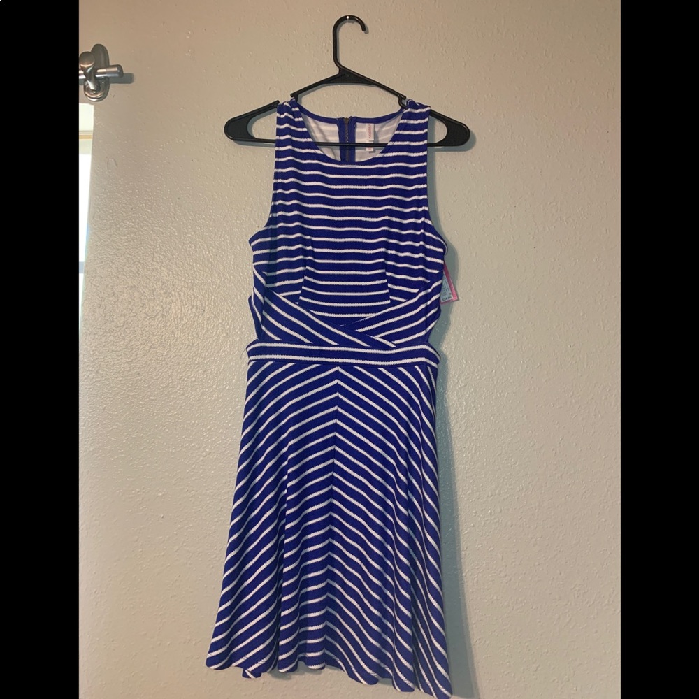 Xhilaration cut out dress